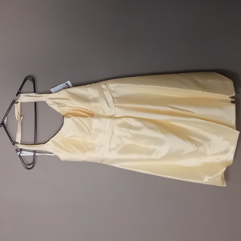 David's Bridal Canary Yellow Halter Dress Size 14 NWT